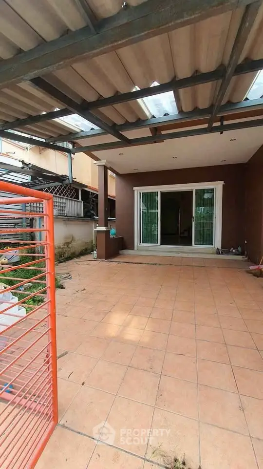 image_rental-31825774