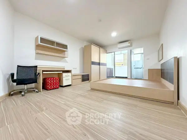 image_rental-29781158