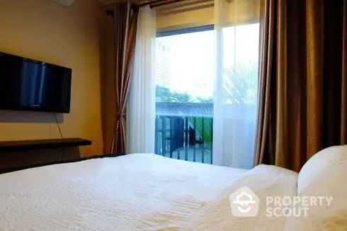  1 Bedroom Condo at The Seed Musee Sukhumvit 26-1