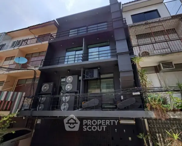 image_rental-31058833