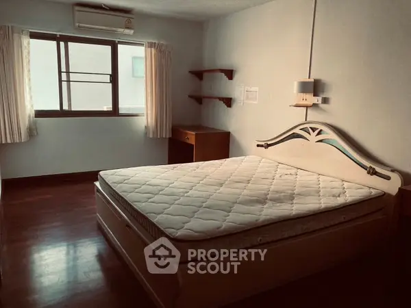 image_rental-16281382