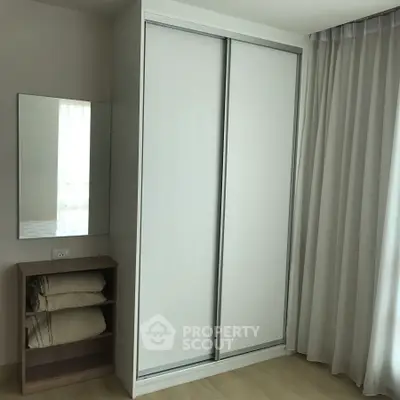  2 Bedrooms Condo  Storage