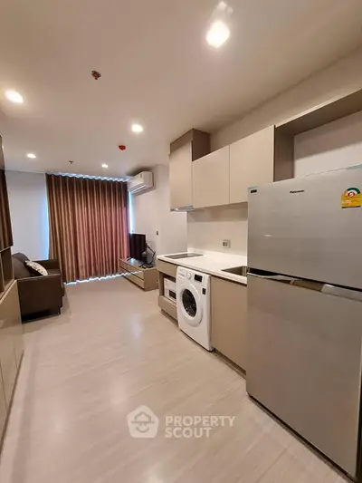  2 Bedrooms Condo at Life Sukhumvit 62-11