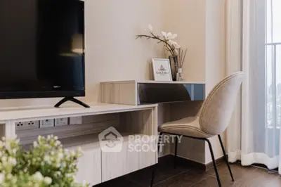  2 Bedrooms Condo at Ideo Q Victory-5