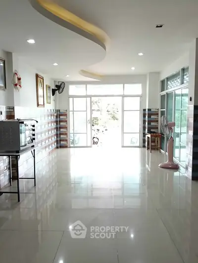 image_rental-27064208