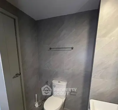 Screenshot 2569-03-23 at 22.27.10.jpg