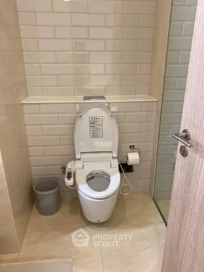 Fully Furnished 1 Bedroom Condo at Siamese Exclusive 42-5