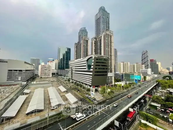 Stunning cityscape view showcasing modern skyscrapers and urban infrastructure, perfect for real estate investment.