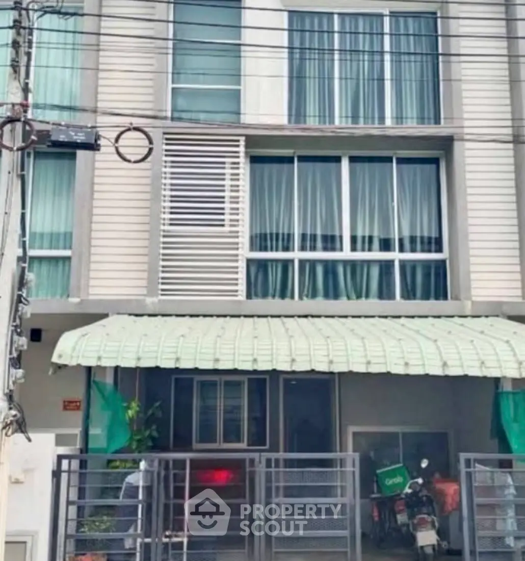 Screenshot 2569-04-11 at 14.18.33.jpg