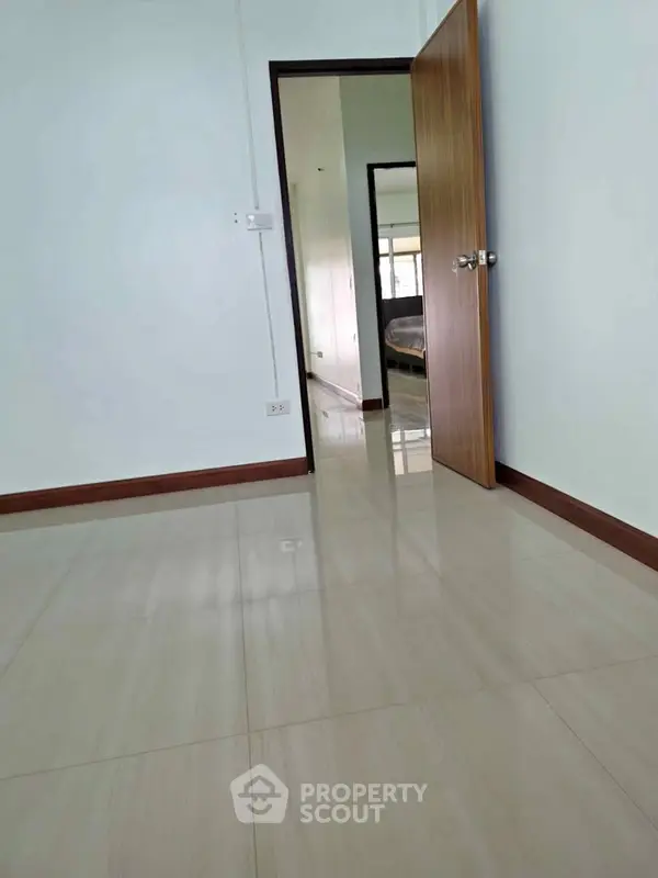 image_rental-29274387