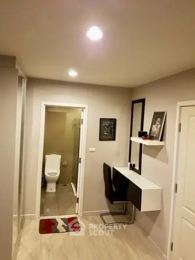 Modern bathroom with stylish vanity and contemporary decor