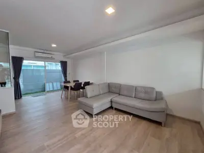 image_rental-27623378