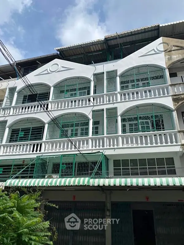 image_rental-26736799