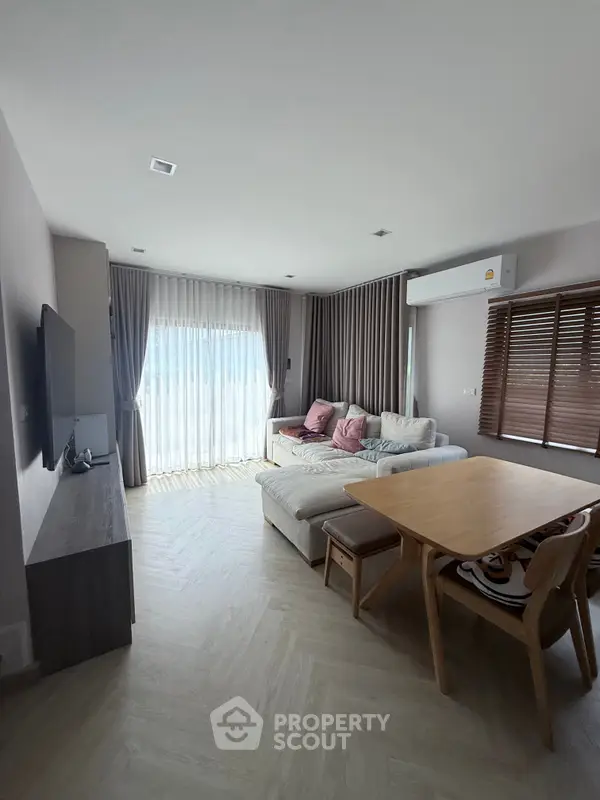 image_rental-27657227