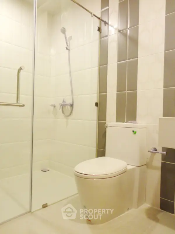 image_rental-5259772