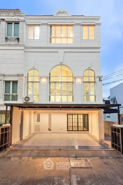 image_rental-27777829