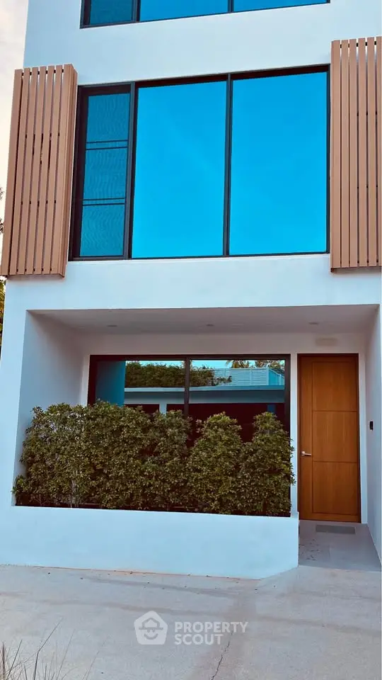 image_rental-26940737