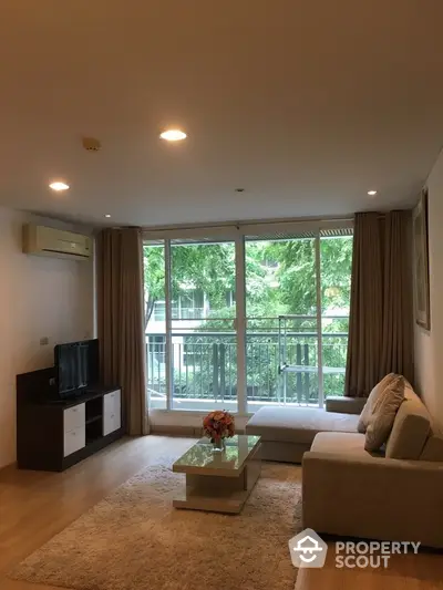  2 Bedrooms Condo -2