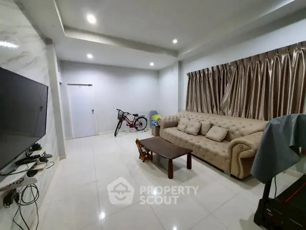 image_rental-28281381