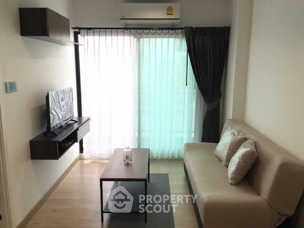  1 Bedroom Condo at Thana Astoria Pinklao-1