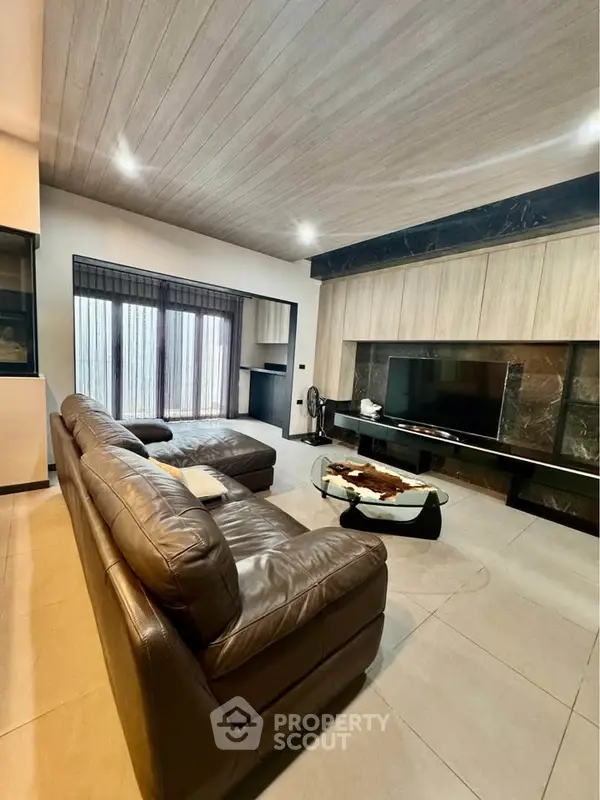 image_rental-27525444