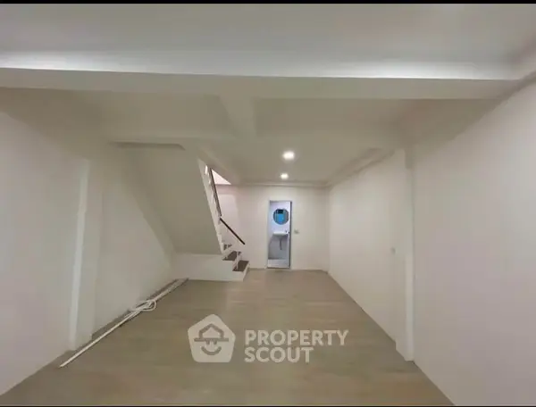 image_rental-27216607