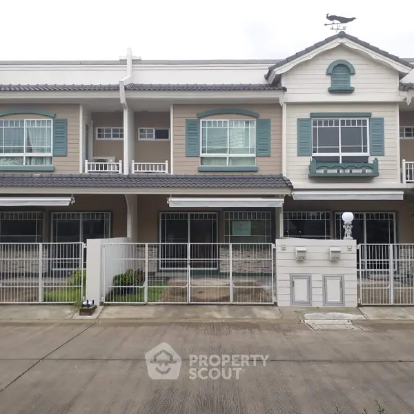 image_rental-8483272