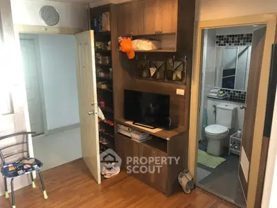 image_rental-27697714