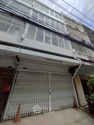 image_rental-27629552