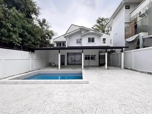 image_rental-28585225