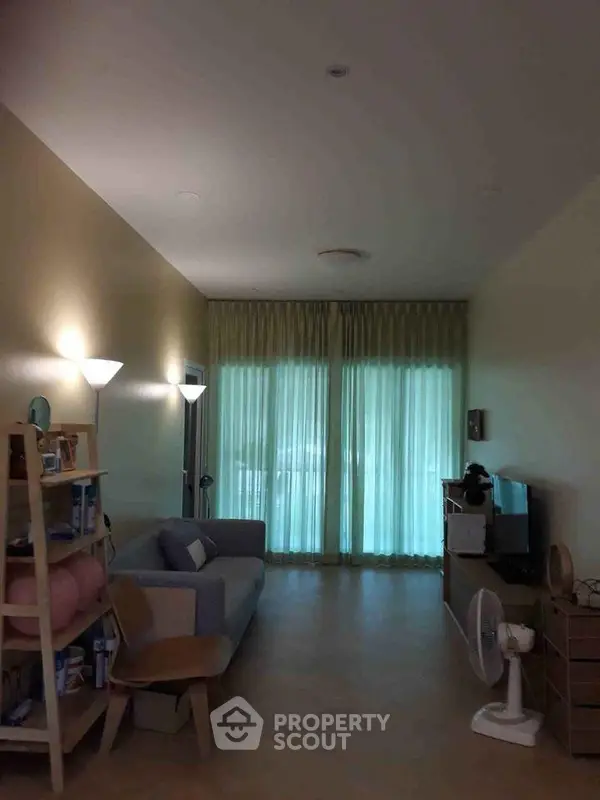 image_rental-8607410