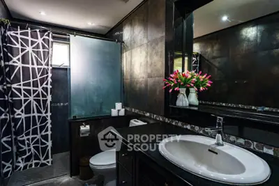 Luxurious modern bathroom with elegant fixtures and stylish decor