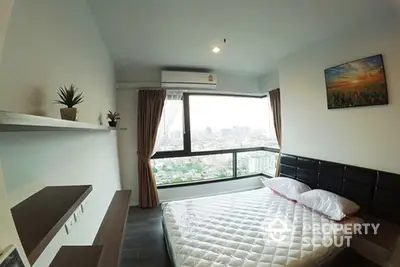 Fully Furnished 2 Bedrooms Condo at The Stage Taopoon Interchange-2