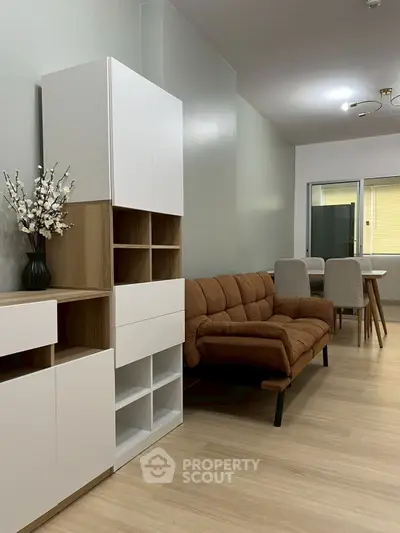 image_rental-27355197