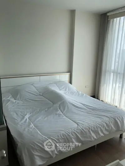 image_rental-12936908