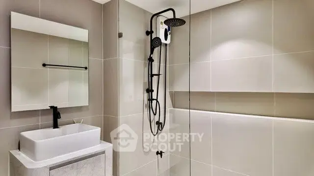 Modern bathroom with sleek design and elegant fixtures