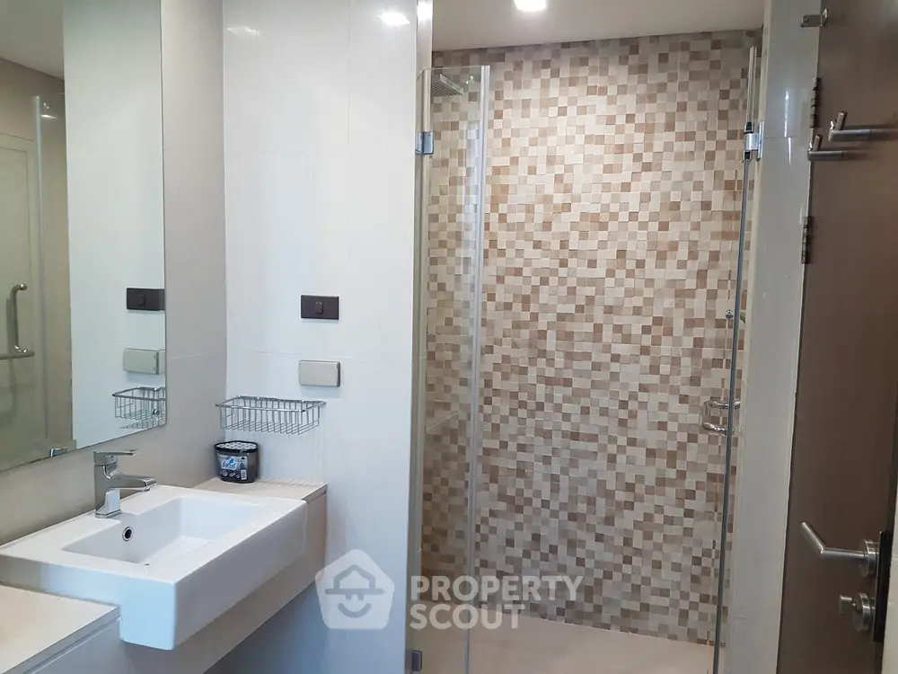  1 Bedroom Condo at Le Luk Condominium-1