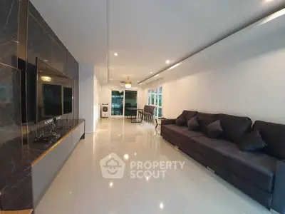 image_rental-19371863