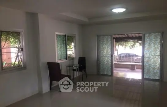 image_rental-8606916