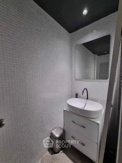 Modern bathroom with sleek design and stylish fixtures