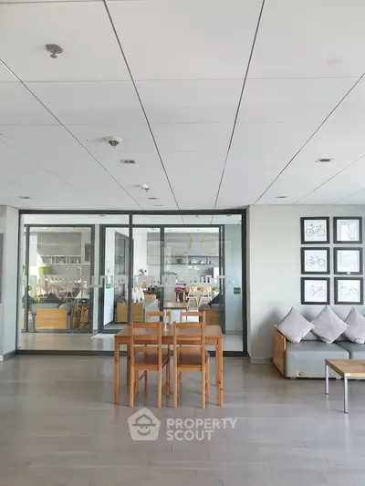  1 Bedroom Condo at Ideo Mobi Rama 9-2
