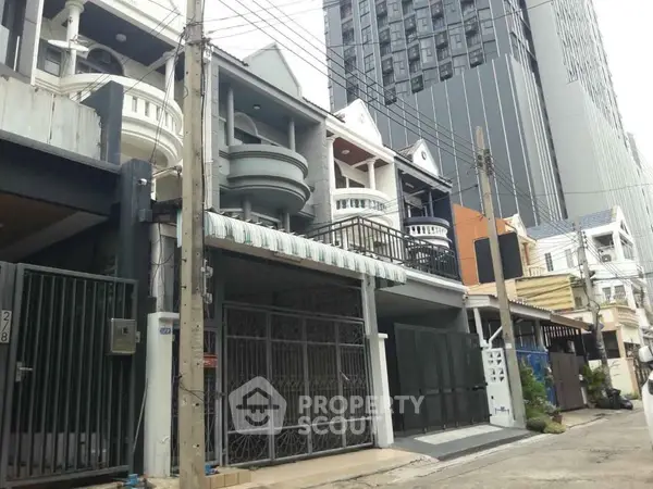 image_rental-31647046