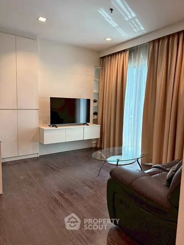 image_rental-28287604