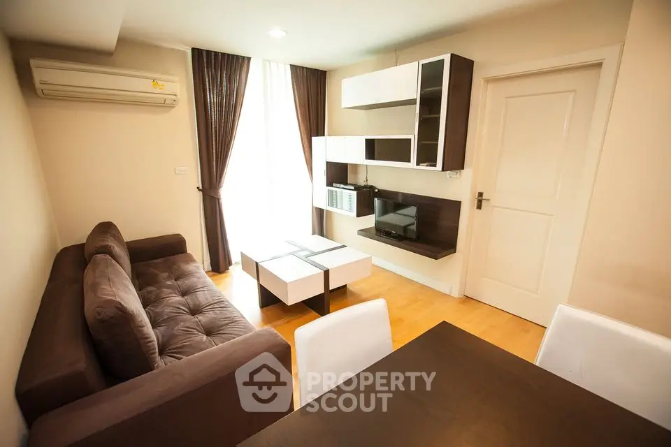 Fully Furnished 1 Bedroom Condo at The Fine By Fine Home Ari 4 Paholyothin-1