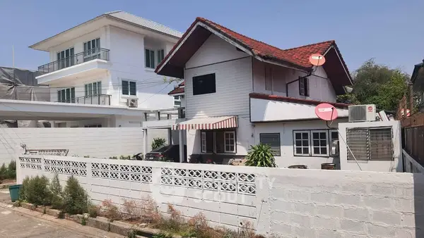 image_rental-29050114