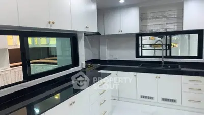 image_rental-31564126