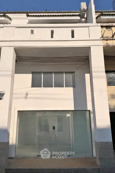 image_rental-31356821