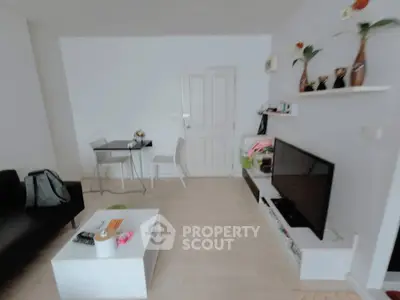 image_rental-27010479