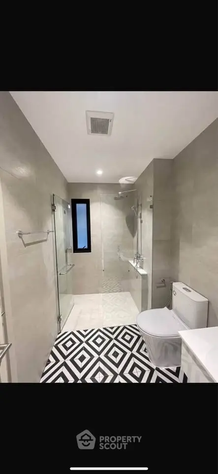 image_rental-30002644