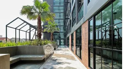 image_rental-31615135